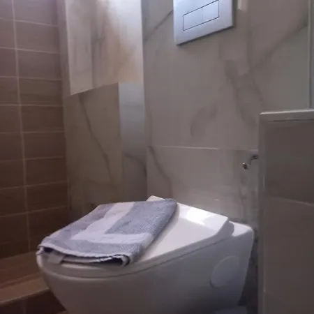 شقة Lampos House