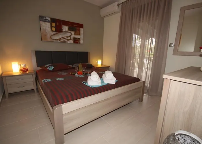 Lampos House Apartment Vourvourou